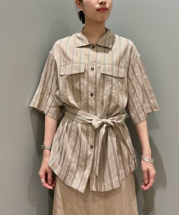 はやしあかねさんの「BEAMS WOMEN｜Demi-Luxe BEAMS / リネン混 ストライプ シャツ」を使ったコーディネート