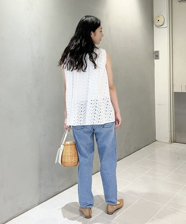坂本 涼花さんの「BEAMS WOMEN｜upper hights / THE MISS デニムパンツ」を使ったコーディネート