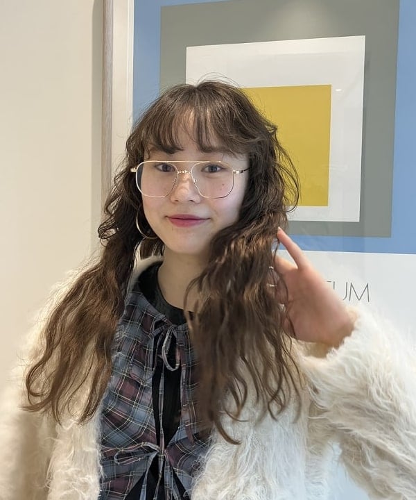 渡邊 舞さんの「BEAMS WOMEN｜2Way リボン ミュール」を使ったコーディネート