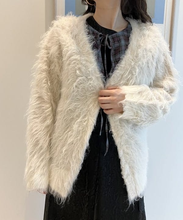 渡邊 舞さんの「BEAMS WOMEN｜2Way リボン ミュール」を使ったコーディネート