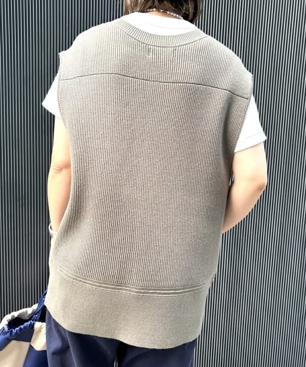 つぼさんの「BEAMS WOMEN｜ミリタリー ロング ベスト」を使ったコーディネート