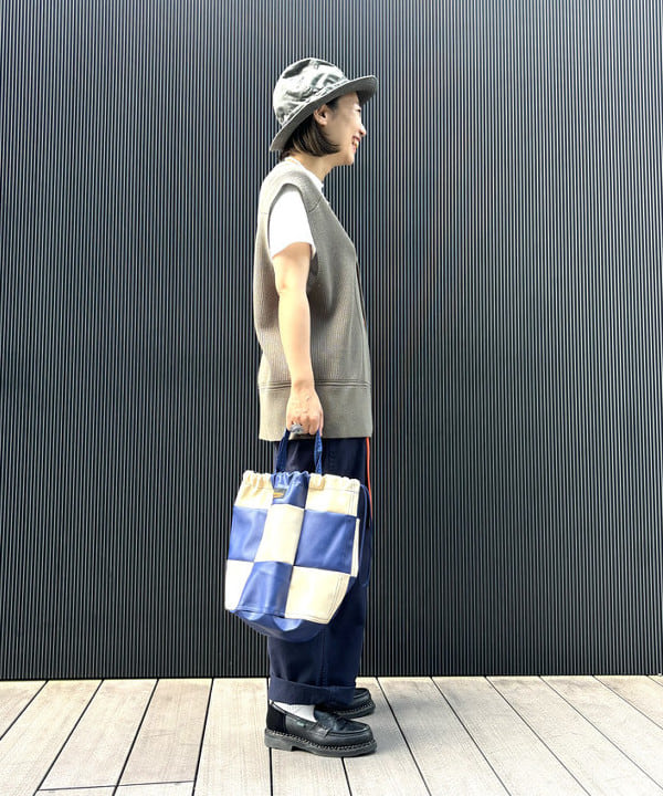 つぼさんの「BEAMS WOMEN｜ミリタリー ロング ベスト」を使ったコーディネート