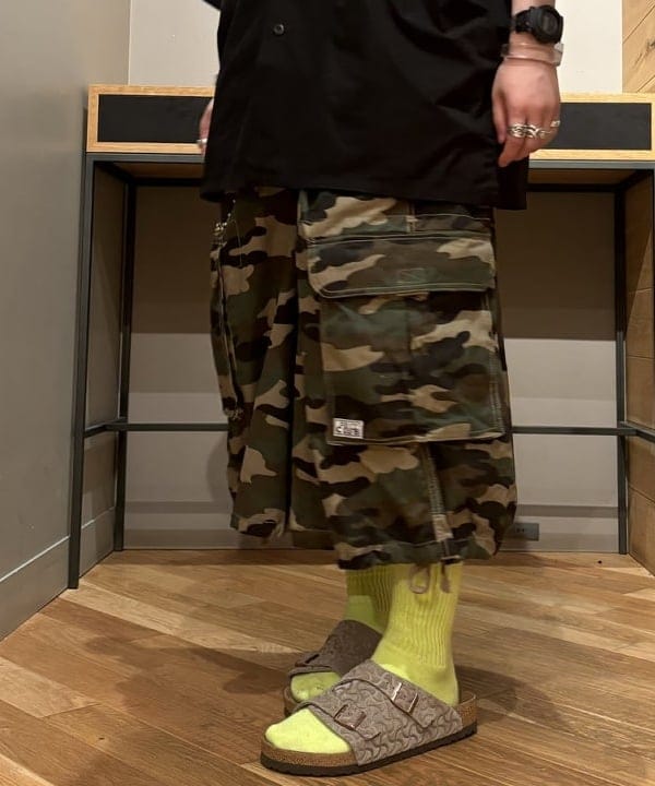 三宅 康平さんの「BEAMS WOMEN｜BIRKENSTOCK × BEAMS / 別注 Zurich BONE PATTERN」を使ったコーディネート