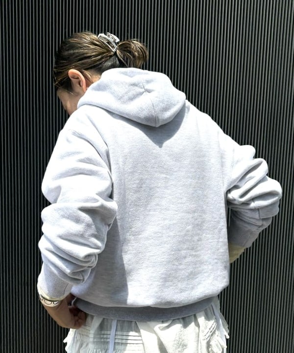 つぼさんの「BEAMS WOMEN｜ユーロ ヴィンテージ タック スカート」を使ったコーディネート