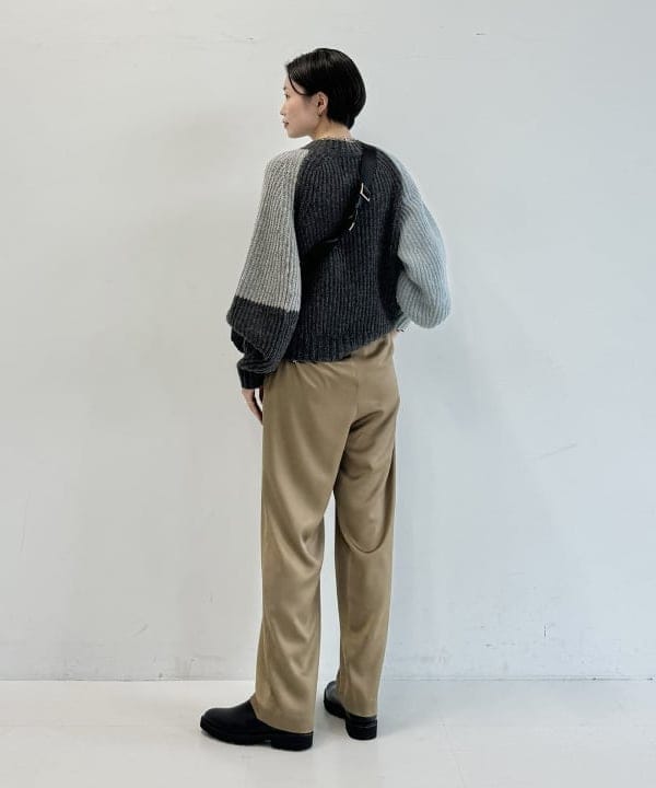 SANOさんの「BEAMS WOMEN｜sita parantica / 別注 巾着 ショルダーバッグ」を使ったコーディネート