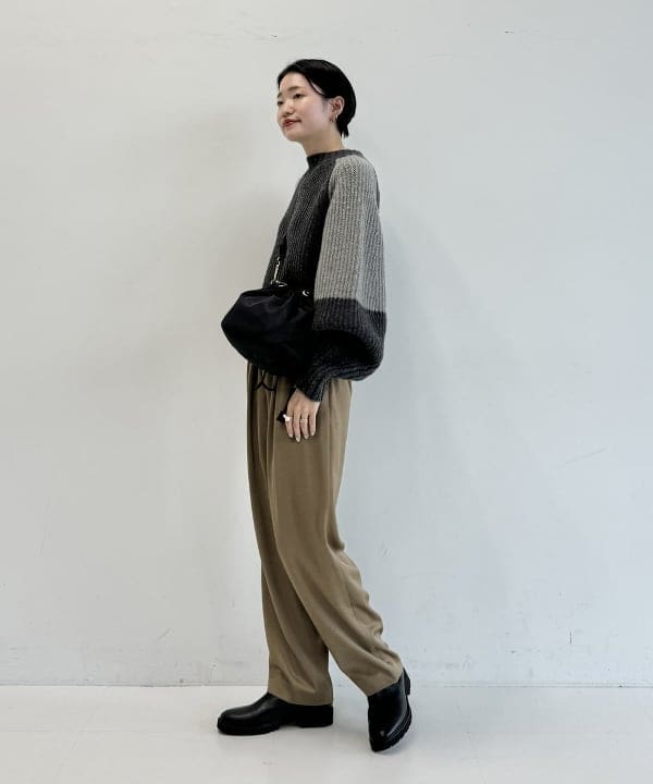 SANOさんの「BEAMS WOMEN｜sita parantica / 別注 巾着 ショルダーバッグ」を使ったコーディネート
