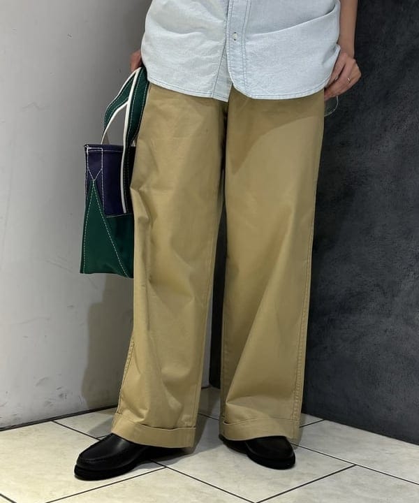 葵さんの「BEAMS WOMEN｜L.L.Bean / Deep Bottom Deluxe Boat and Tote S」を使ったコーディネート