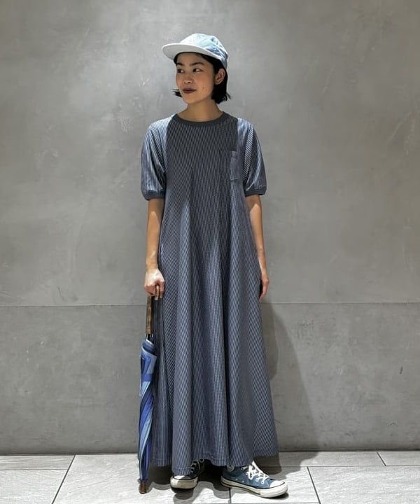 葵さんの「BEAMS WOMEN｜BEAMS BOY / 晴雨兼用 カラフル 長傘」を使ったコーディネート