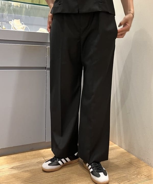 れいなさんの「BEAMS WOMEN｜adidas / SAMBA LT W」を使ったコーディネート