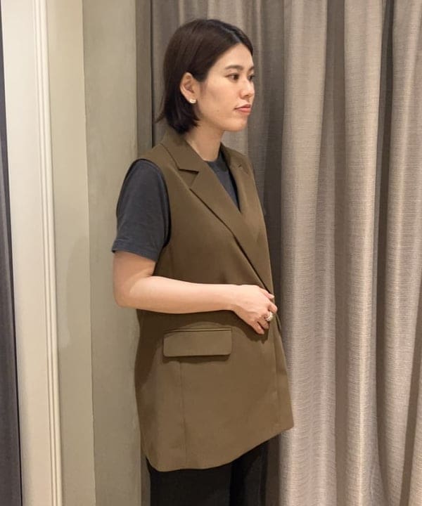 岡 妃呂美さんの「BEAMS WOMEN｜リネン リラクシーパンツ .M」を使ったコーディネート