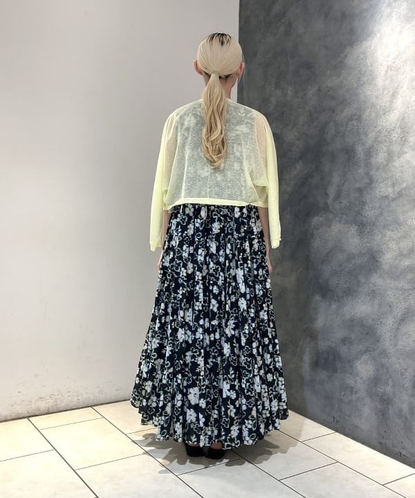 nodokaさんの「BEAMS WOMEN｜Demi-Luxe BEAMS / ドルマンスリーブ ショート カーディガン」を使ったコーディネート