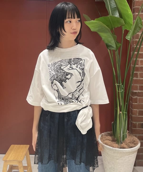 サカサイスズカさんの「BEAMS WOMEN｜」を使ったコーディネート