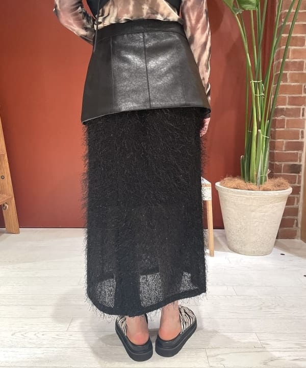 中江梨々香さんの「BEAMS WOMEN｜Ray BEAMS / ベルテッド ビスチェ」を使ったコーディネート