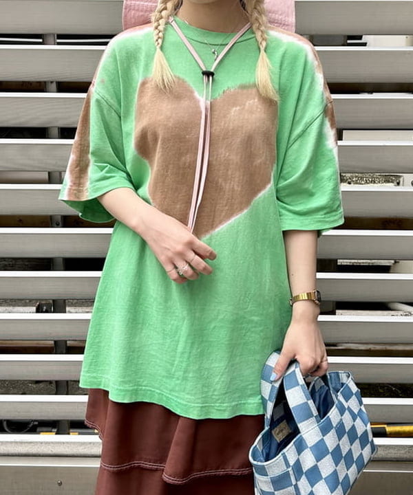 ナツハさんの「BEAMS WOMEN｜maturely / Lawn Layard Stitch Skirt」を使ったコーディネート