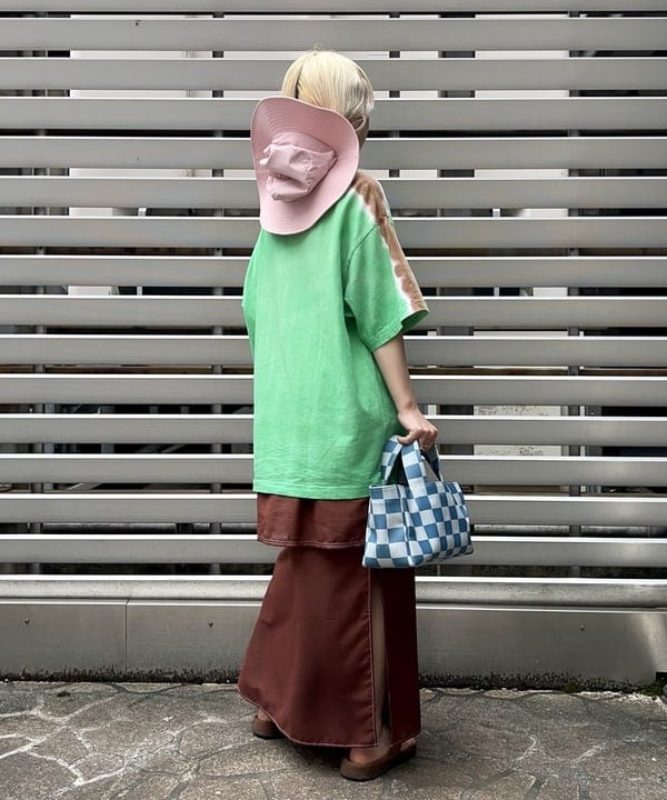 ナツハさんの「BEAMS WOMEN｜maturely / Lawn Layard Stitch Skirt」を使ったコーディネート