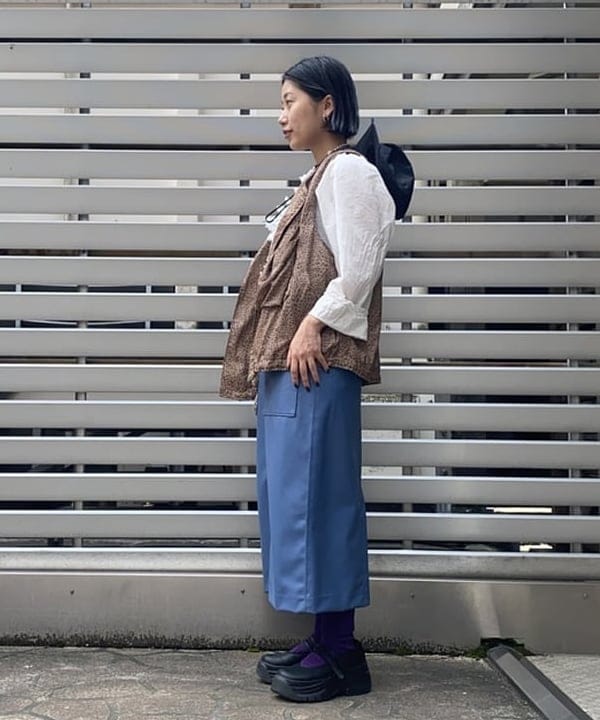 オカモト ミサキさんの「BEAMS WOMEN｜maturely / Fake Leather Work Skirt」を使ったコーディネート