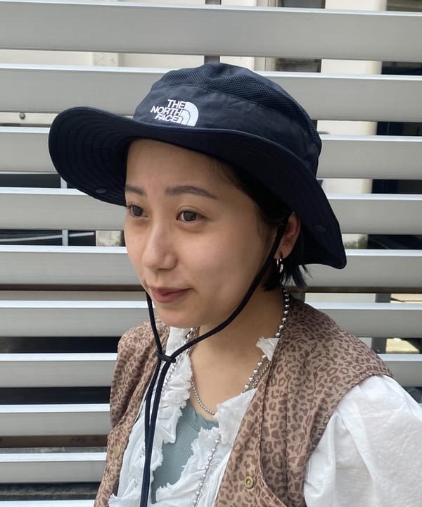オカモト ミサキさんの「BEAMS WOMEN｜maturely / Fake Leather Work Skirt」を使ったコーディネート