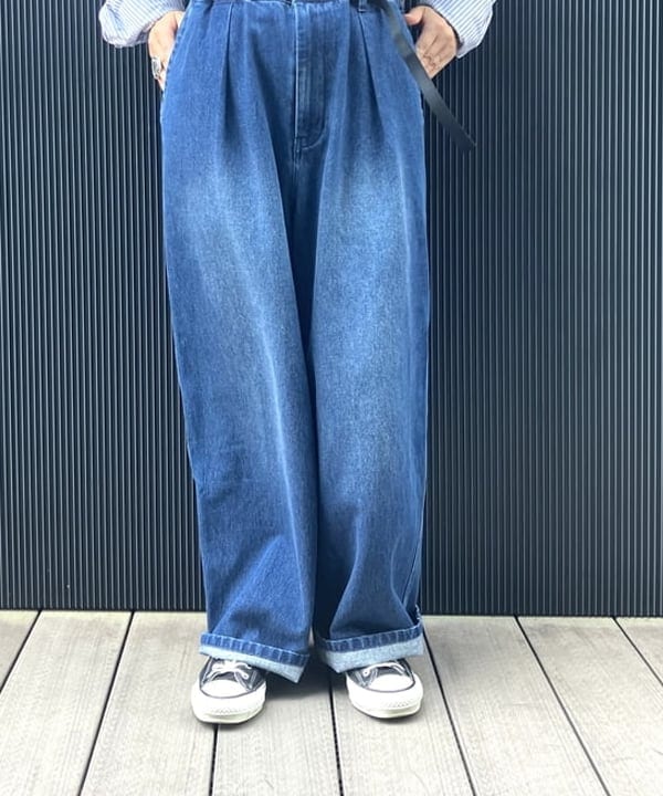 つぼさんの「BEAMS WOMEN｜ボーイ ベーシック Tシャツ」を使ったコーディネート