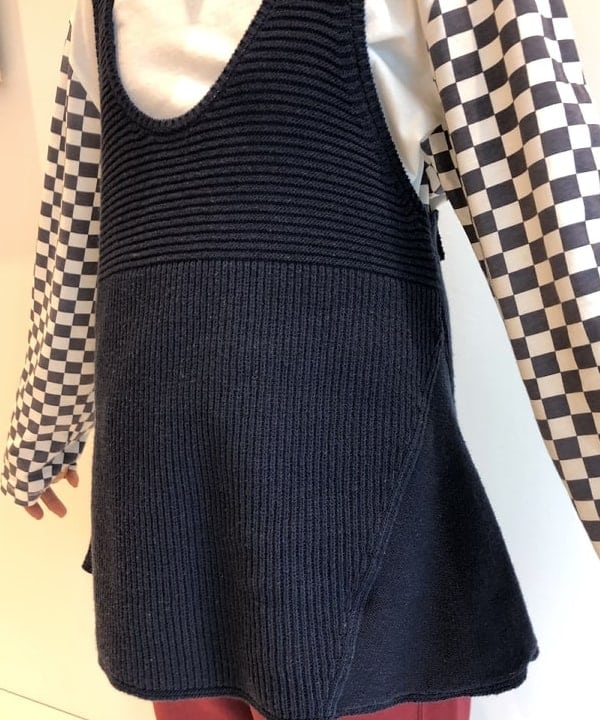 おはぎ(萩原)さんの「BEAMS WOMEN｜ヘム アレンジ スウェット パンツ」を使ったコーディネート