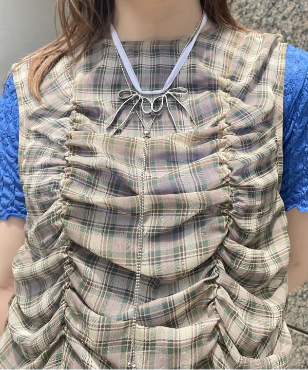 田中 里実さんの「BEAMS WOMEN｜シュリンク メロー ハーフスリーブ Tシャツ」を使ったコーディネート