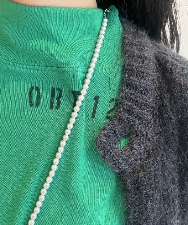 ミナミマリコさんの「BEAMS WOMEN｜【別注】INFIELDER DESIGN / MLB ファーバッグ YYB」を使ったコーディネート