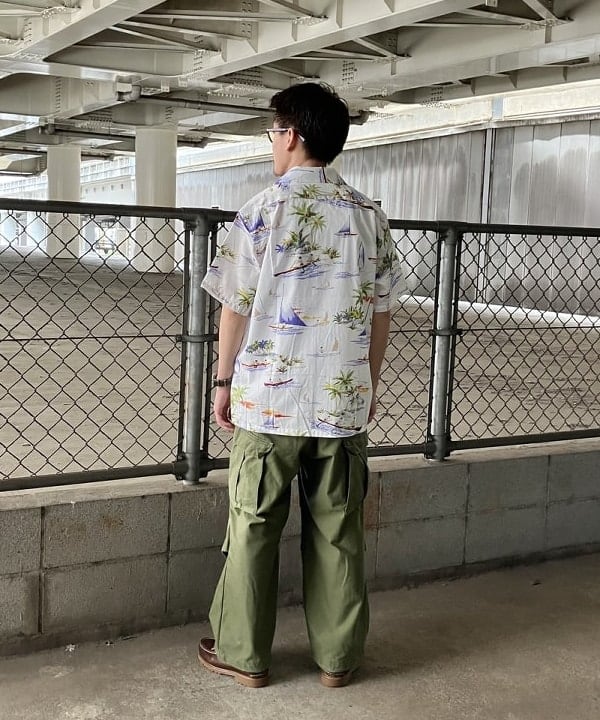 ホサカさんの「BEAMS WOMEN｜DALE HOPE / 別注 Short Sleeve Aloha Shirt」を使ったコーディネート