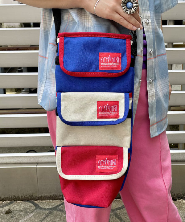 コウリキ　マミさんの「BEAMS WOMEN｜Manhattan Portage × BEAMS BOY / 別注 2606-BMB-24」を使ったコーディネート