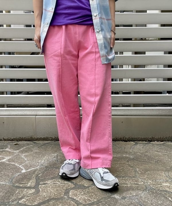 コウリキ　マミさんの「BEAMS WOMEN｜Manhattan Portage × BEAMS BOY / 別注 2606-BMB-24」を使ったコーディネート