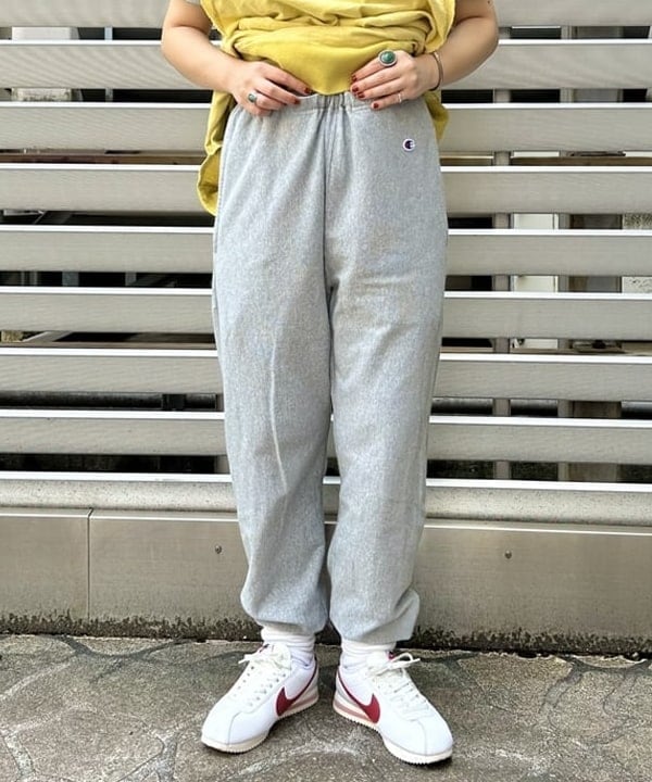 まつむさんの「BEAMS WOMEN｜Vガゼット ノースリーブ ワンピース」を使ったコーディネート