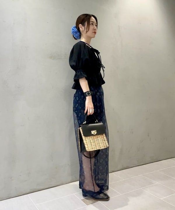 カタヤマ アヤさんの「BEAMS WOMEN｜メッシュ トリム カップ キャミソール」を使ったコーディネート