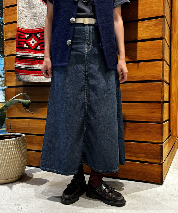 葵さんの「BEAMS WOMEN｜BEAMS BOY / デニム 5ポケット マキシスカート」を使ったコーディネート