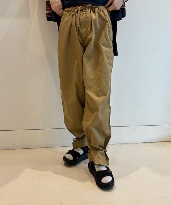 おはぎ(萩原)さんの「BEAMS WOMEN｜MBT / KISUMU CLASSIC」を使ったコーディネート