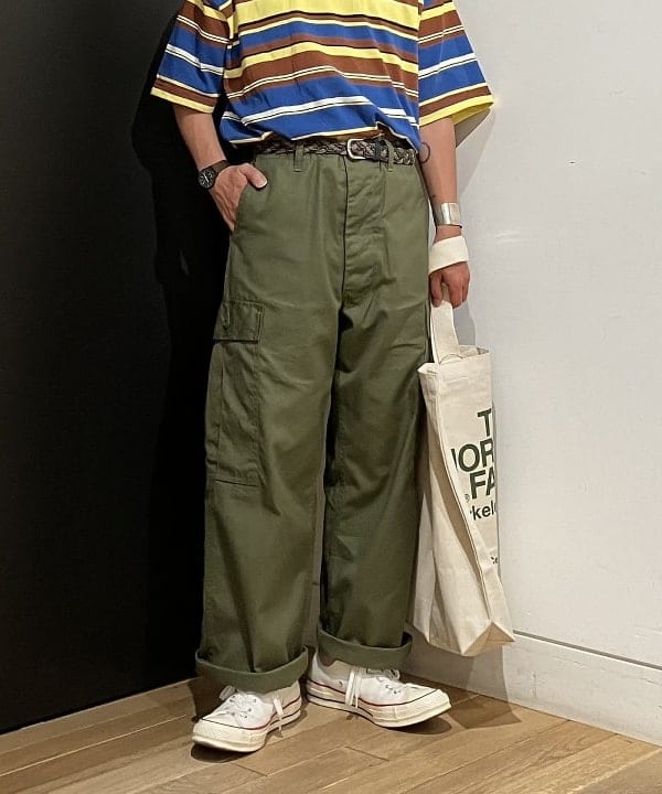 土田 達也さんの「BEAMS WOMEN｜【別注】BUZZ RICKSON'S / ポプリン アーミーパンツ」を使ったコーディネート
