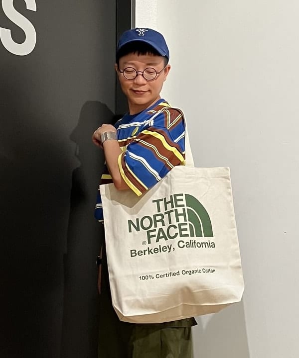 土田 達也さんの「BEAMS WOMEN｜【別注】BUZZ RICKSON'S / ポプリン アーミーパンツ」を使ったコーディネート