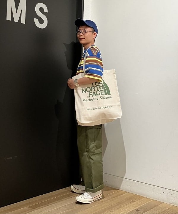 土田 達也さんの「BEAMS WOMEN｜【別注】BUZZ RICKSON'S / ポプリン アーミーパンツ」を使ったコーディネート