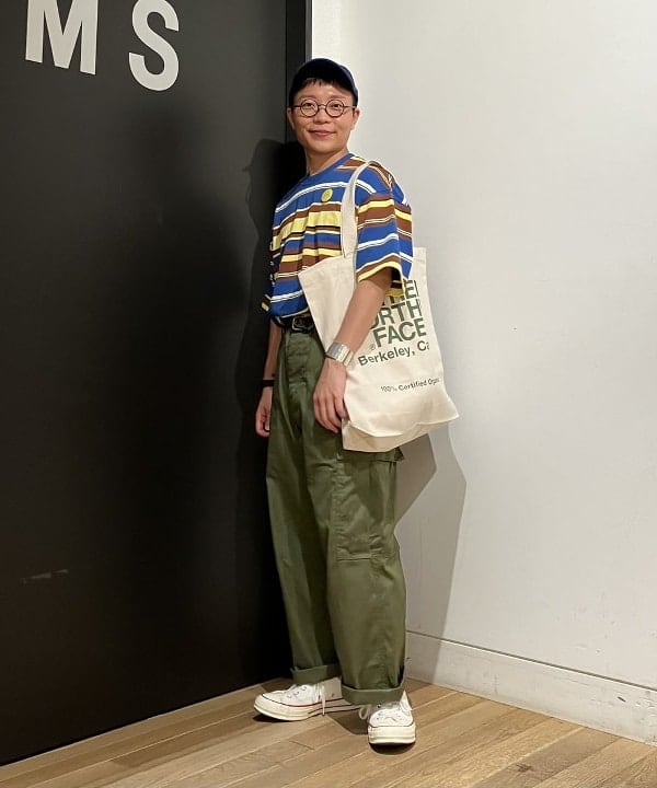 土田 達也さんの「BEAMS WOMEN｜【別注】BUZZ RICKSON'S / ポプリン アーミーパンツ」を使ったコーディネート