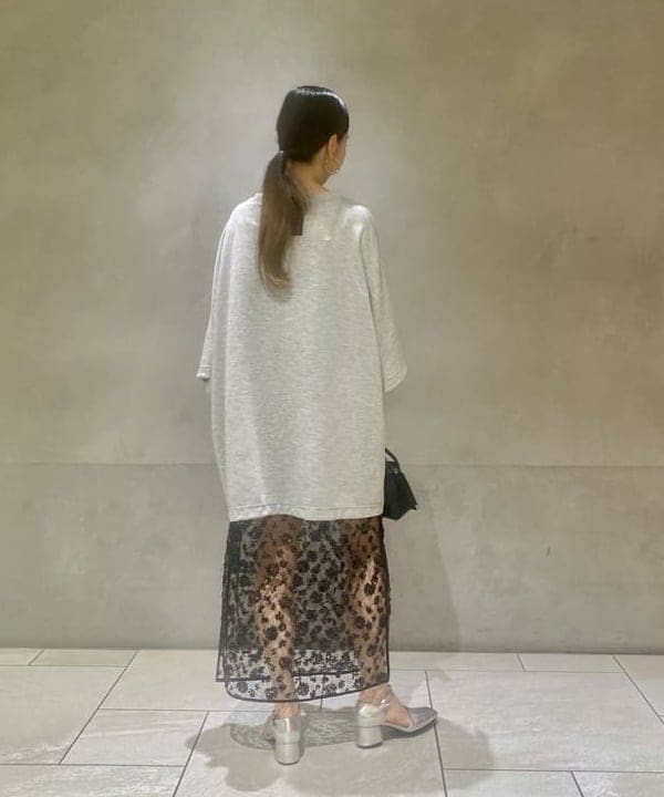 丸山 真菜美さんの「BEAMS WOMEN｜COG THE BIGSMOKE / DELTA Tシャツ」を使ったコーディネート