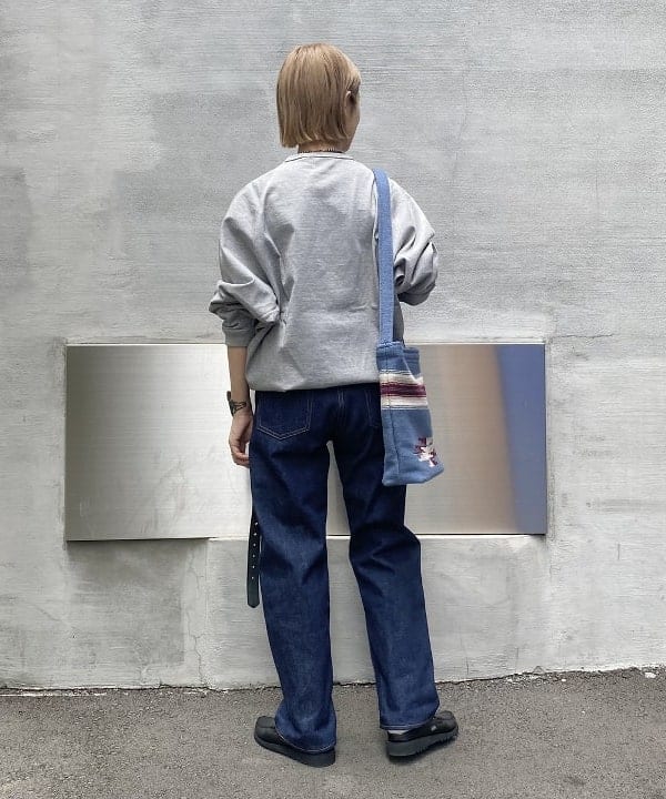 Kaoru Sakumaさんの「BEAMS WOMEN｜HAVERSACK / プレーティング ステッチ カットソー」を使ったコーディネート