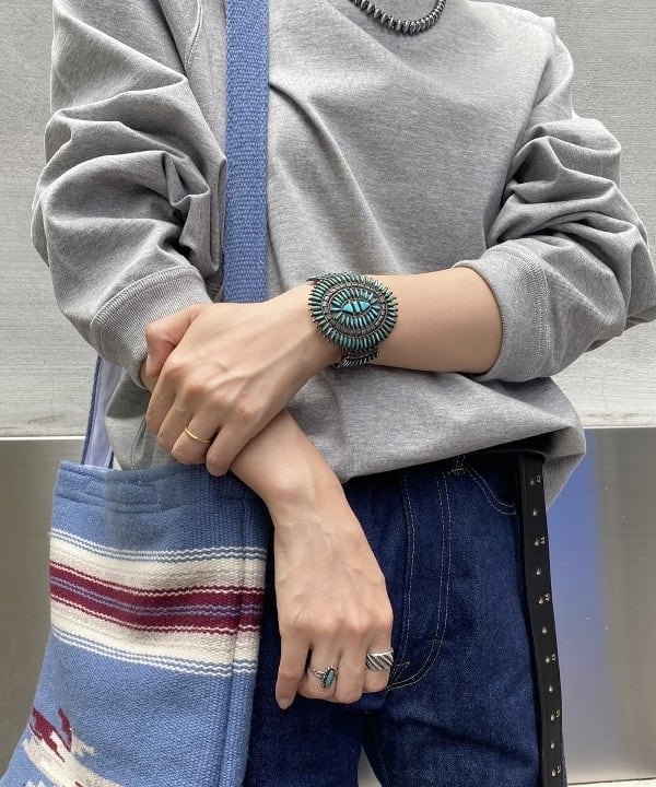 Kaoru Sakumaさんの「BEAMS WOMEN｜HAVERSACK / プレーティング ステッチ カットソー」を使ったコーディネート