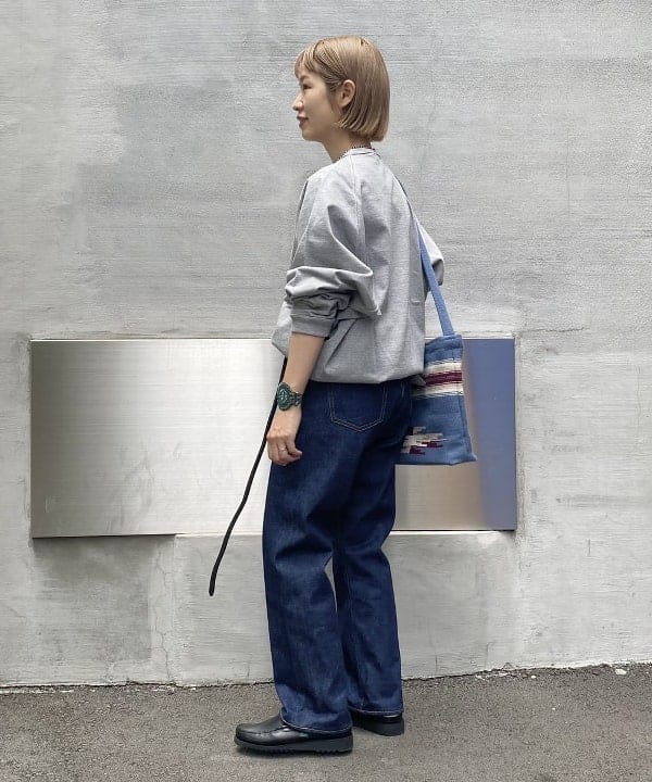 Kaoru Sakumaさんの「BEAMS WOMEN｜HAVERSACK / プレーティング ステッチ カットソー」を使ったコーディネート