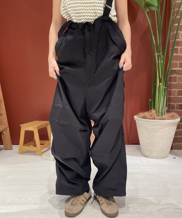 サカサイスズカさんの「BEAMS WOMEN｜BEAMS BOY / US ARMY オーバー パンツ」を使ったコーディネート