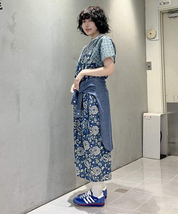 小原 もこさんの「BEAMS WOMEN｜adidas / SL72RS」を使ったコーディネート