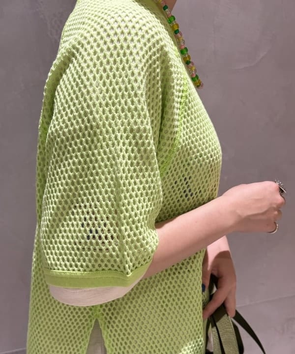 吉野 多恵さんの「BEAMS WOMEN｜BEAMS BOY / メッシュ リンガー ショートスリーブ Tシャツ」を使ったコーディネート