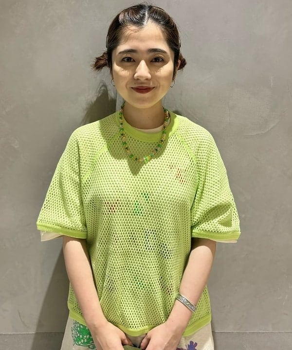 吉野 多恵さんの「BEAMS WOMEN｜BEAMS BOY / メッシュ リンガー ショートスリーブ Tシャツ」を使ったコーディネート