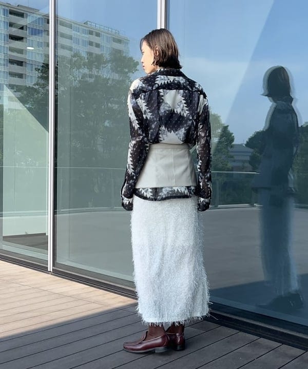 神坂 莉子さんの「BEAMS WOMEN｜フリンジ フェイクレザー ベルト スカート」を使ったコーディネート