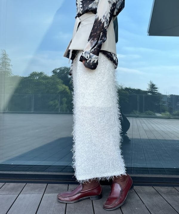 神坂 莉子さんの「BEAMS WOMEN｜フリンジ フェイクレザー ベルト スカート」を使ったコーディネート