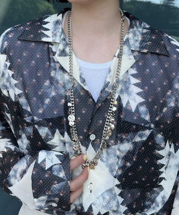 神坂 莉子さんの「BEAMS WOMEN｜フリンジ フェイクレザー ベルト スカート」を使ったコーディネート