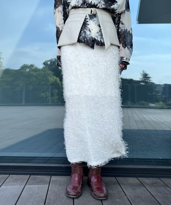 神坂 莉子さんの「BEAMS WOMEN｜フリンジ フェイクレザー ベルト スカート」を使ったコーディネート