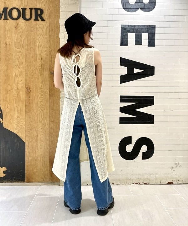 カタヤマ アヤさんの「BEAMS WOMEN｜88 / RECYCLED POLYESTER CABLE BELL HAT」を使ったコーディネート