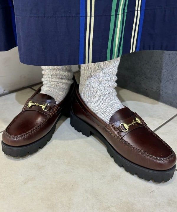 吉野 多恵さんの「BEAMS WOMEN｜BEAMS BOY / 樹脂 パール ロング ネックレス」を使ったコーディネート
